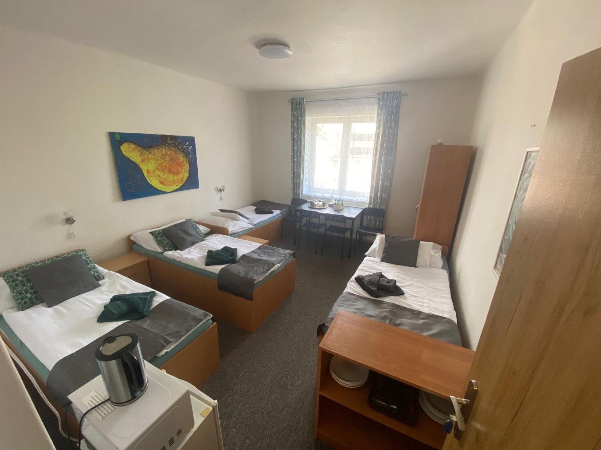 Orbis Hotel Praag Buitenkant foto